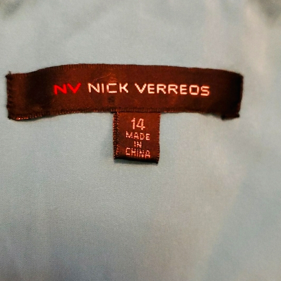 Dress - Picture 4 of 5